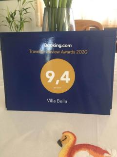 Bella Guesthouse Charming Beachfront Stay - 8