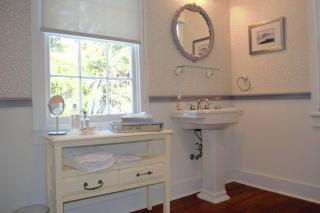 Renovated Historic Loft in the Heart of Downtown - Beaufort - 1