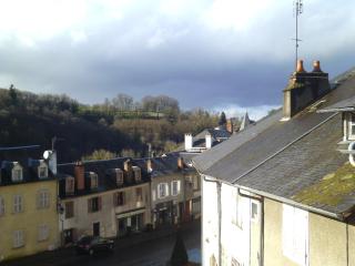 Le trou dans le mur - Uzerche - 9