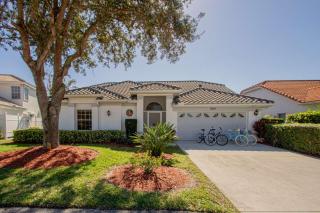 Crown Pointe- Crown Pointe Blvd.,E. - Naples - 4