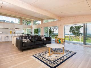 Beachfront Escape - Snells Beach Holiday Home - Snells Beach - 5