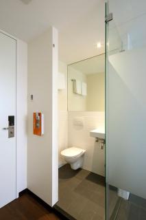easyHotel Amsterdam City Centre South - 5