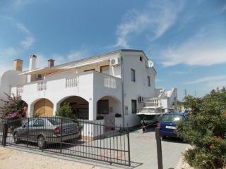 Apartments with parking space Drage, Biograd - 17392 - 6