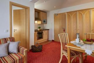 Hotel & Ferienappartements Edelweiss - Willingen - 3