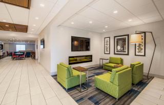 Holiday Inn Express Airdrie by IHG - Airdrie - 8