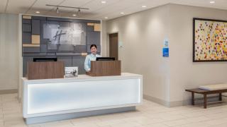 Holiday Inn Express Airdrie by IHG - Airdrie - 4