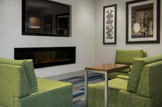 Holiday Inn Express Airdrie by IHG - Airdrie - 3