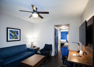 Holiday Inn Express Hotel & Suites Nashville Brentwood 65S - Brentwood - 2
