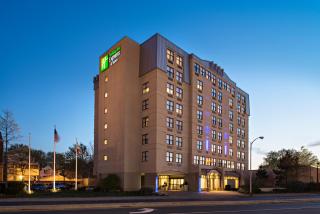 Holiday Inn Express & Suites Boston - Cambridge by IHG - Cambridge - 0