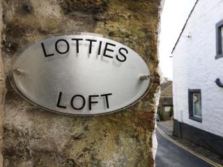Lottie's Loft - 8