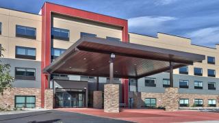 Holiday Inn Express & Suites Broomfield by IHG - 1
