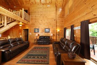 Majestic Manor Cabin - 5