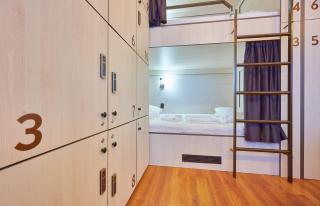 SECRET boutique Hostel - Braşov - 1