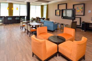 Holiday Inn Express & Suites Austin South by IHG - Austin - 3