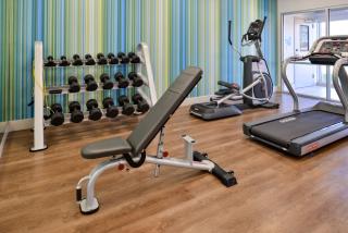Holiday Inn Express & Suites Farmington Hills - Detroit by IHG - 1