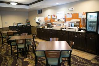 Holiday Inn Express & Suites Northwood by IHG - Northwood - 3