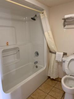 Zainee Inc Budgetel Inn and Suites - 8