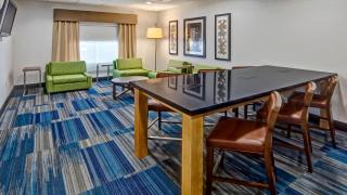 Holiday Inn Express & Suites Cookeville by IHG - Cookeville - 4