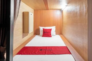 RedDoorz Hostel near LTC Glodok - Jacarta - 5