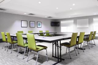 Holiday Inn Express & Suites - Columbus Airport East by IHG - 1