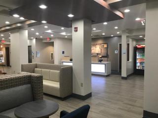 Holiday Inn Express Hotel & Suites Canton by IHG - Canton - 5