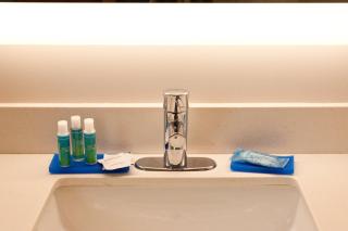 Holiday Inn Express Hotel & Suites Scott-Lafayette West by IHG - 2