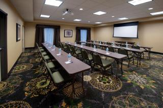 Holiday Inn Express Hotel & Suites Clearfield by IHG - 3