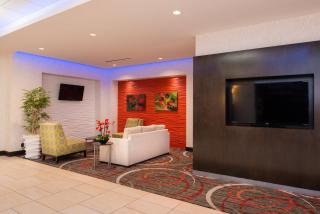 Holiday Inn Express & Suites Monroe by IHG - Monroe - 2