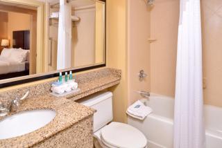 Holiday Inn Express & Suites Buffalo Downtown by IHG - Buffalo - 3