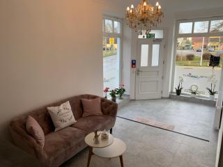 Hotel Hanseat Stralsund - Stralsund - 2