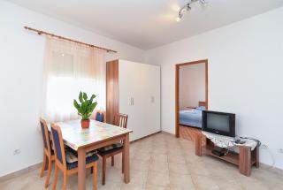 Apartments Edin 1359 - Peroj - 1
