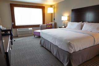 Holiday Inn Express and Suites Tahlequah by IHG - 1