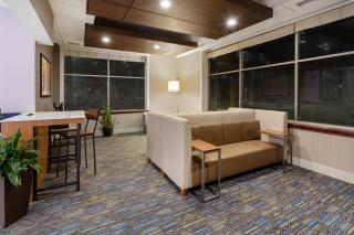 Holiday Inn Express Hotel & Suites Minneapolis-Downtown Convention Center by IHG - Minneapolis - 4