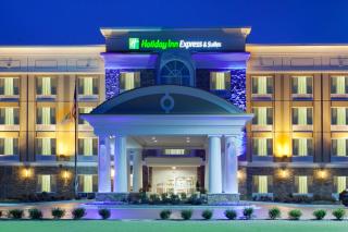 Holiday Inn Express Hotel & Suites Huntsville West - Research Park by IHG - Huntsville - 1