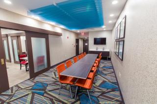 Holiday Inn Express Hotel & Suites Harriman by IHG - Harriman - 1