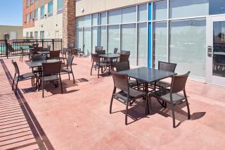 Holiday Inn Express & Suites El Paso East-Loop 375 by IHG - El Paso - 5