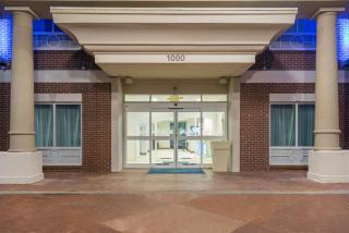 Holiday Inn Express Hotel & Suites Frankfort by IHG - 1