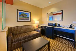 Holiday Inn Express & Suites Cotulla by IHG - Cotulla - 6
