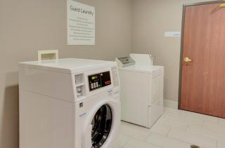 Holiday Inn Express & Suites Le Mars by IHG - 5