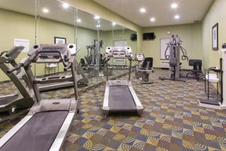 Holiday Inn Express Hotel & Suites Alvarado by IHG - Alvarado - 3