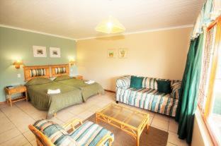 Pine Lodge Resort - 6