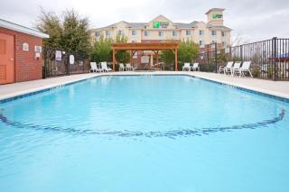 Holiday Inn Express Hotel & Suites Dallas - Grand Prairie I-20 by IHG - Grand Prairie - 5