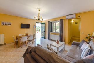 Ionis Hotel - Karavadhos - 2