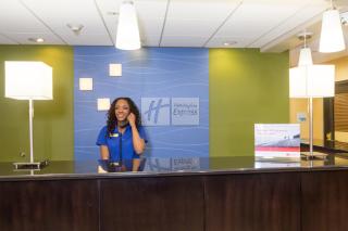 Holiday Inn Express Hotel & Suites Jacksonville Airport by IHG - Jacksonville - 3