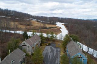 Leinemann Ski Haus - McHenry - 7