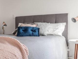 Marina View Apartment - 2