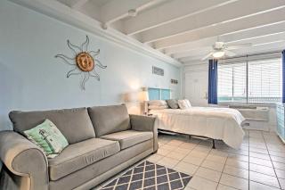 Panama City Beach Studio with Pool and Beach Access - Panama City Beach - 3