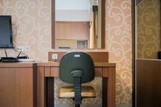 Compact and Cozy Studio Atria Residence Gading Serpong Apartment By Travelio - 9