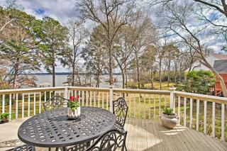 Large Waterfront Lake Palestine Home with Deck, Dock - Coffee City - 9