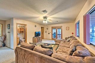 2 Mi to Rainbow Lake Outdoor Paradise in Lakeside - 5